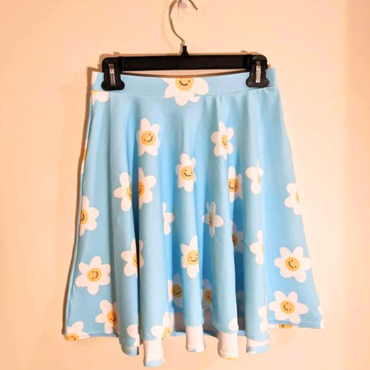 Smiley Daisy Skater Short Shirt XS - 3XL